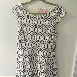 Lilly Pulitzer Dress in white with navy pattern